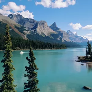 Popular Themes Jigsaw Puzzle Collection: Canadian Rockies