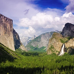 USA Heritage Sites Collection: Yosemite National Park