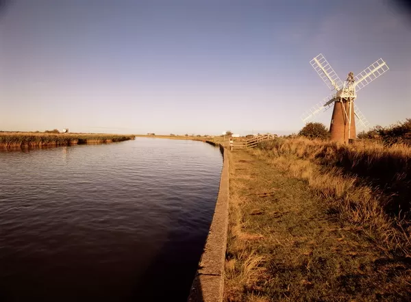 Stracey Arms windpump, River Bure, Norfolk Broads, Norfolk, England, United Kingdom