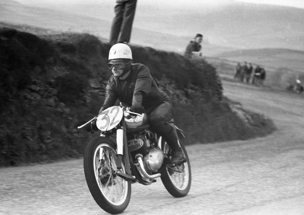 Alistair King (DOT) 1957 Lightweight TT