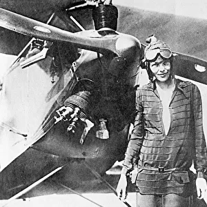 Pioneers Pillow Collection: Amelia Earhart (1897-1939)