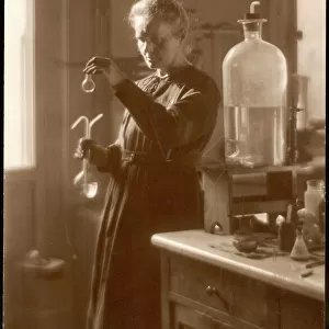 Famous inventors and scientists Photographic Print Collection: Marie Curie