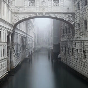 Bridges Pillow Collection: Bridge of Sighs, Venice