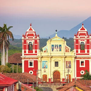 Nicaragua Pillow Collection: Nicaragua Heritage Sites