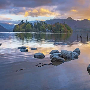 Lakes Jigsaw Puzzle Collection: Derwent Water