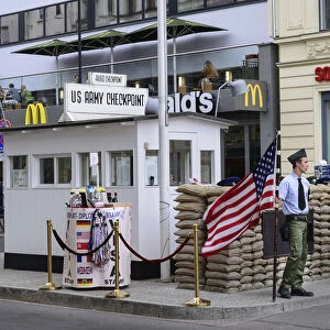 Checkpoint Charlie Jigsaw Puzzle Collection: Berlin Wall history