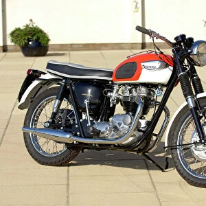 Motorbikes Jigsaw Puzzle Collection: Triumph