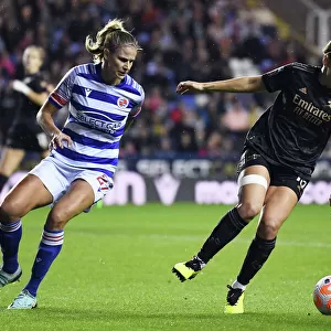 Caitlin Foord's Star Performance: Reading vs Arsenal FA WSL Match, 2022-23