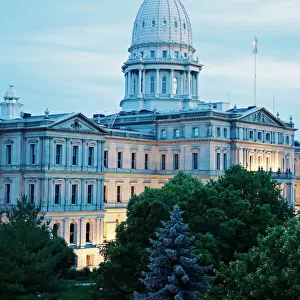 Michigan Jigsaw Puzzle Collection: Lansing
