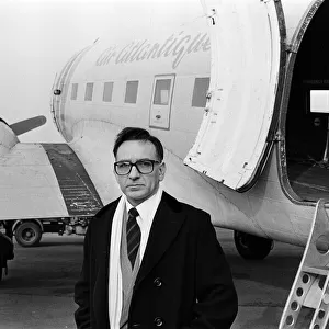 Ben Kingsley at Coventry Airport on the set of "Testimony". 9th March 1987