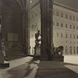 "Loggia Orcagna by night", Florence; photograph exhibited at the "V Roman Festival of Photographic Art 10-22 June 1941"
