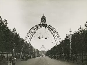 The 1950s Photographic Print Collection: Coronation decorations JRU01_01_088