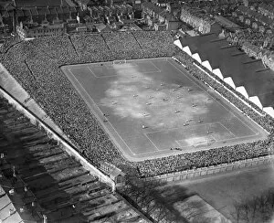 Football Pillow Collection: FA Cup semi-final at Highbury in 1929. EPW025838