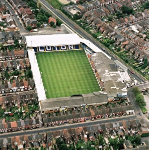 Football grounds from the air Jigsaw Puzzle Collection: Kenilworth Road, Luton EAC613790