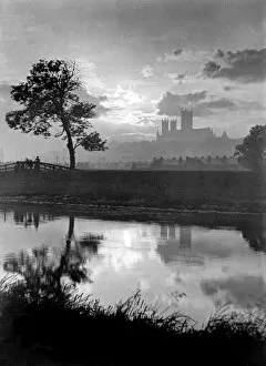 Travel East Midlands Poster Print Collection: Lincoln Cathedral BB49_02570