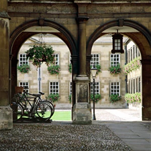 Cycling Framed Print Collection: Peterhouse College, Cambridge K991428