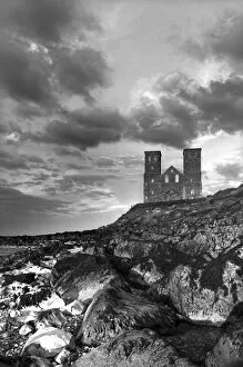 Reculver Towers Canvas Print Collection: Reculver Towers N060975