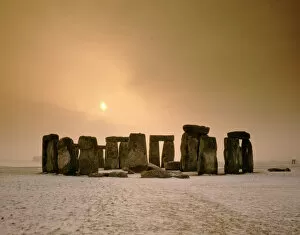 Stone Age Collection: Stonehenge J850008