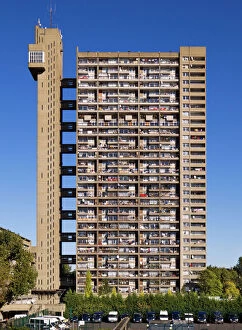 England Mouse Mat Collection: Trellick Tower DP101891