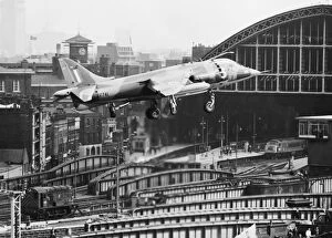 Railway Posters Greetings Card Collection: Harrier GR. 1 landing at St. Pancras