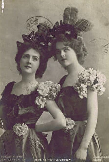 Singers Collection: The American dancing and signing duo the Hengler Sisters