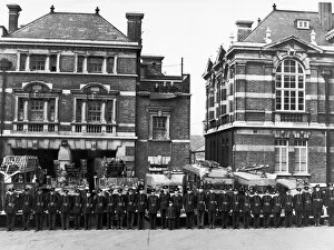 Stations Collection: Blitz in London -- Regulars and Auxiliaries side by side