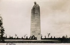 Battlefields Poster Print Collection: Brooding Soldier - Canadian Memorial, Vancouver Corner - WWI