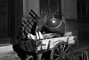 Bubblepunk Poster Print Collection: City of London handcart with scrap metal, WW2