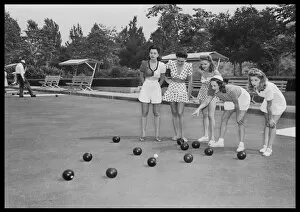 Score Collection: GIRLS PLAY BOWLS / 1940S