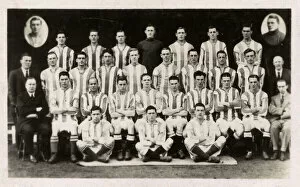 1922 Collection: Huddersfield Town FC football team 1922-1923