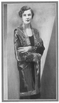 New Images July 2023 Photographic Print Collection: Illustration of a lady wearing an elegant evening coat, with deep embroidery on the collar