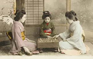 Related Images Fine Art Print Collection: Three Japanese Geisha girls playing Go