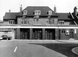 Firefighters Fine Art Print Collection: LCC-LFB Dockhead fire station, Bermondsey SE1