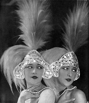 Magazines Collection: Photo of The Dolly Sisters