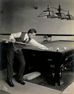 Snooker Fine Art Print Collection: Playing billiards