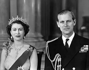 Queen Elizabeth II Premium Framed Print Collection: Queen Elizabeth II and Duke of Edinburgh, 1954