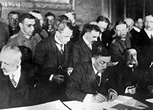 Politics Collection: Richard von Kuhlmann signing Peace Treaty, Romania
