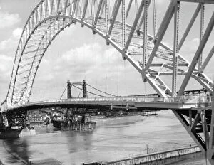 Manchester Collection: Runcorn-Widnes Bridge