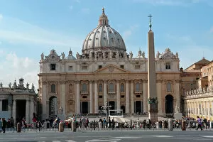 Roman Architecture Canvas Print Collection: St Peters Basilica, Vatican, Rome, Italy