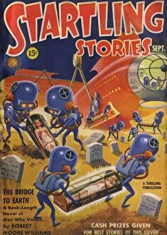 11 Jul 2011 Photographic Print Collection: Startling Stories Scifi Magazine Cover, Aliens grave robbing