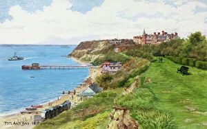 Fine Art Photographic Print Collection: Totland Bay, Isle of Wight