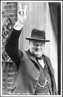 Politics Poster Print Collection: W Churchill Gives V Sign