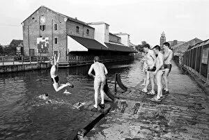 Plunging Collection: Wigan Pier
