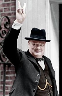 Spencer Churchill Collection: Winston Churchill - Giving the V for Victory sign