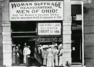 Head Quarters Collection: Woman suffrage headquarters in Upper Euclid Avenue, Clevelan