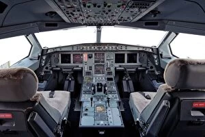 Modern art pieces Collection: Airbus A330 cockpit