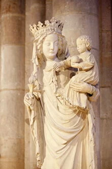 Cathedrals Jigsaw Puzzle Collection: A 14th century Virgin and Child statue in Notre-Dame de Paris cathedral, Paris, France