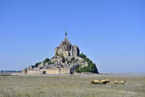 International Landmarks Collection: Abbey of Mont Saint-Michel, UNESCO World Heritage Site, Normandy, France, Europe