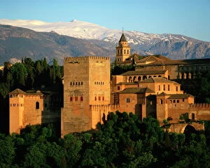 Andalusia Collection: The Alhambra Palace, UNESCO World Heritage Site, with the snow covered Sierra Nevada mountains in