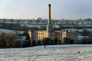 Related Images Jigsaw Puzzle Collection: Bliss Mill in morning frost, Chipping Norton, Cotswolds, Oxfordshire, England, United Kingdom